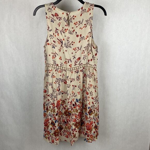 Taylor & Sage Dress Small Sleeveless Crochet Lace Cutout Waist Lined - Picture 4 of 13